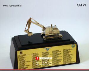 Souvenir Miniatur Excavator