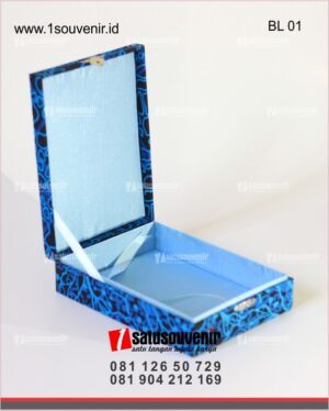 Box Beludru Batik