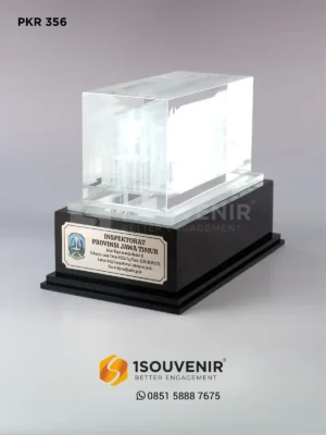 Plakat Kristal Inspektorat Provinsi Jawa Timur